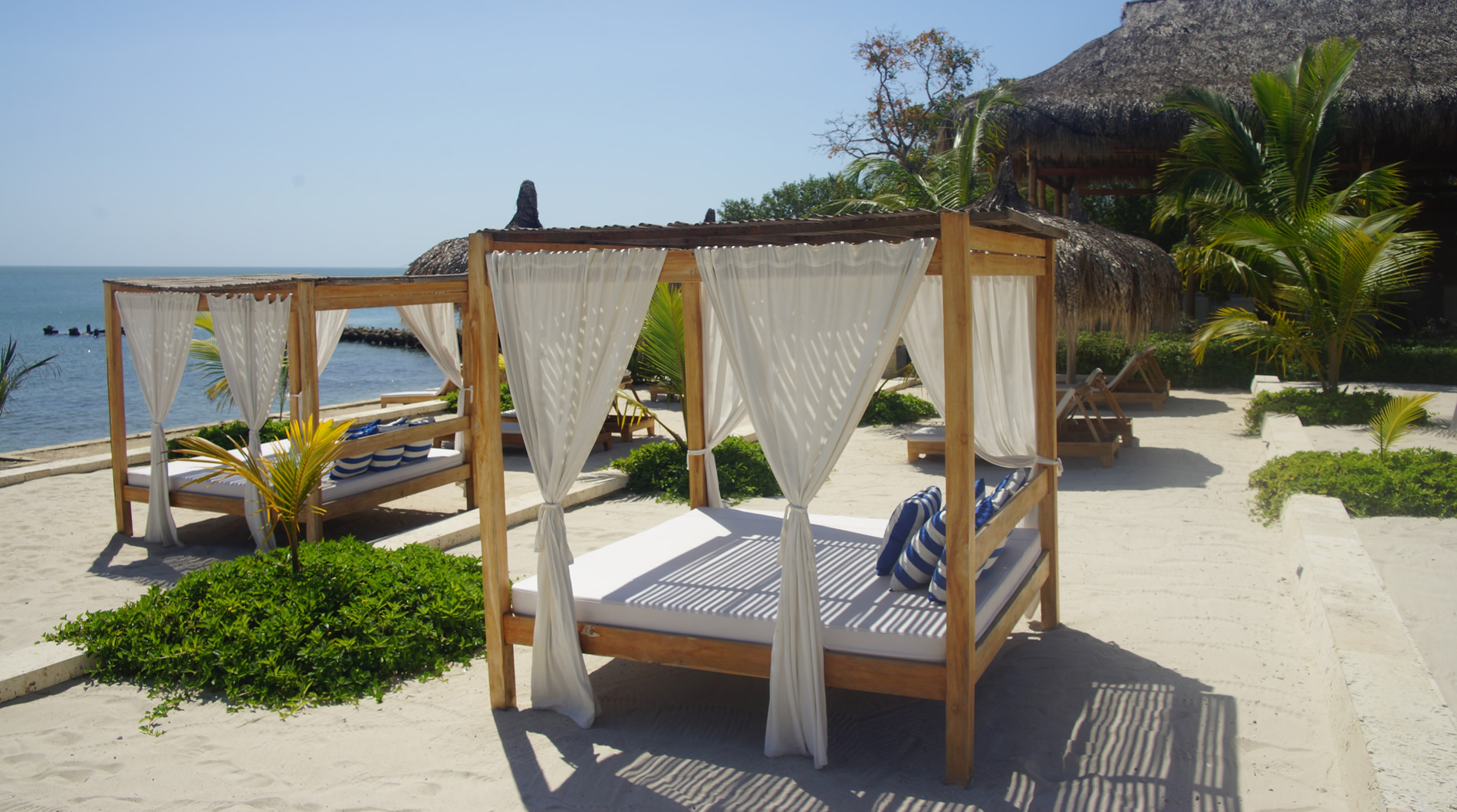 BaruGrande camas de teca y beach house
